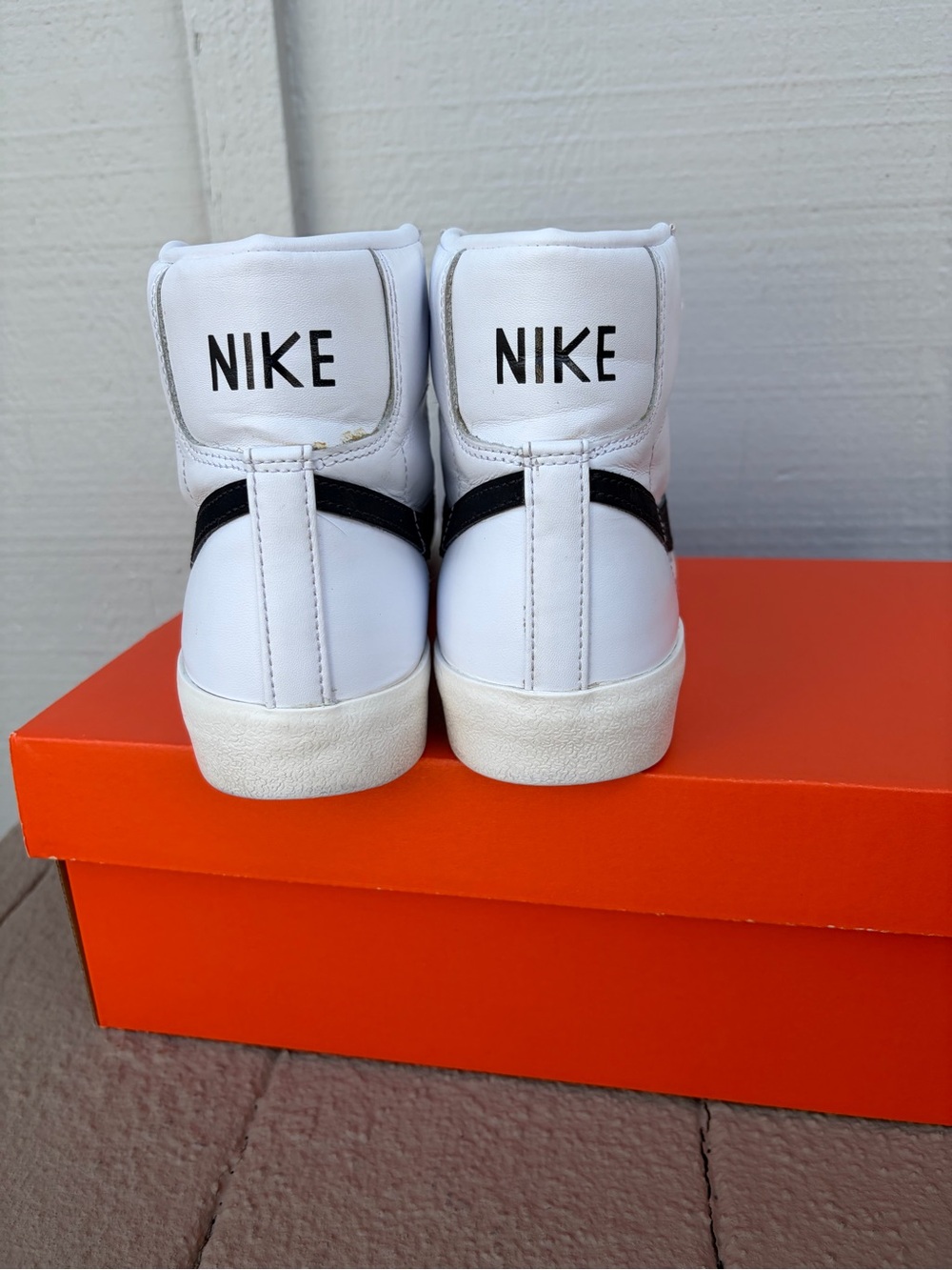 Nike Women’s Blazer Mid '77 White Sneakers with Black Nike Swoosh - Picture 4 of 7